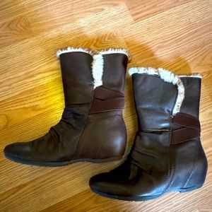 Baretrap boots